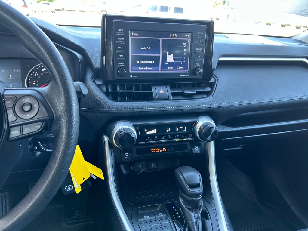 Certified 2022 Toyota RAV4 LE AWD/4WD image 20