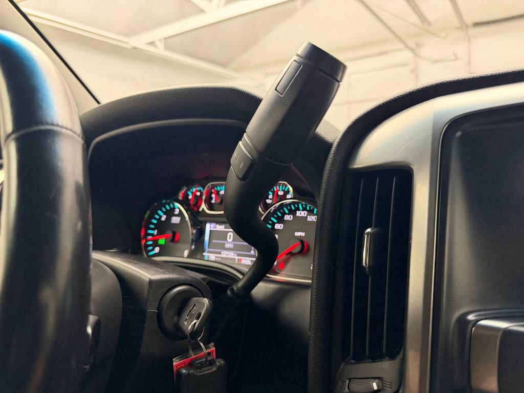 Used 2017 Chevrolet Silverado 1500 LT w/ Trailering Package AWD/4WD image 27