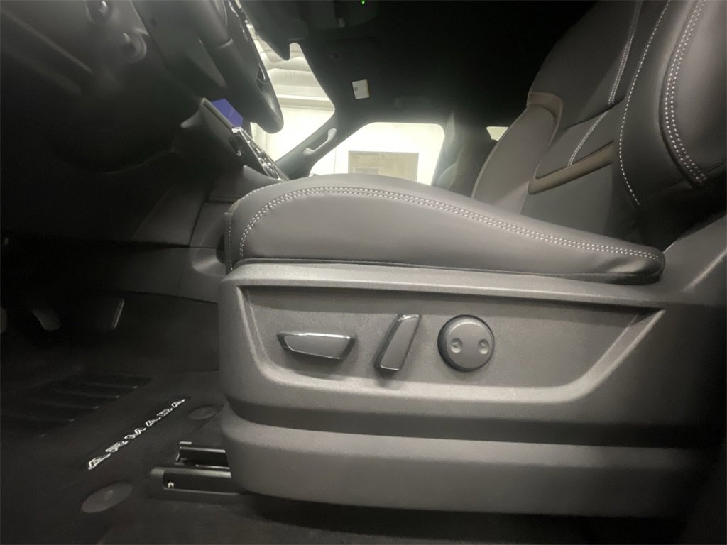 New 2026 Nissan Armada SL image 12