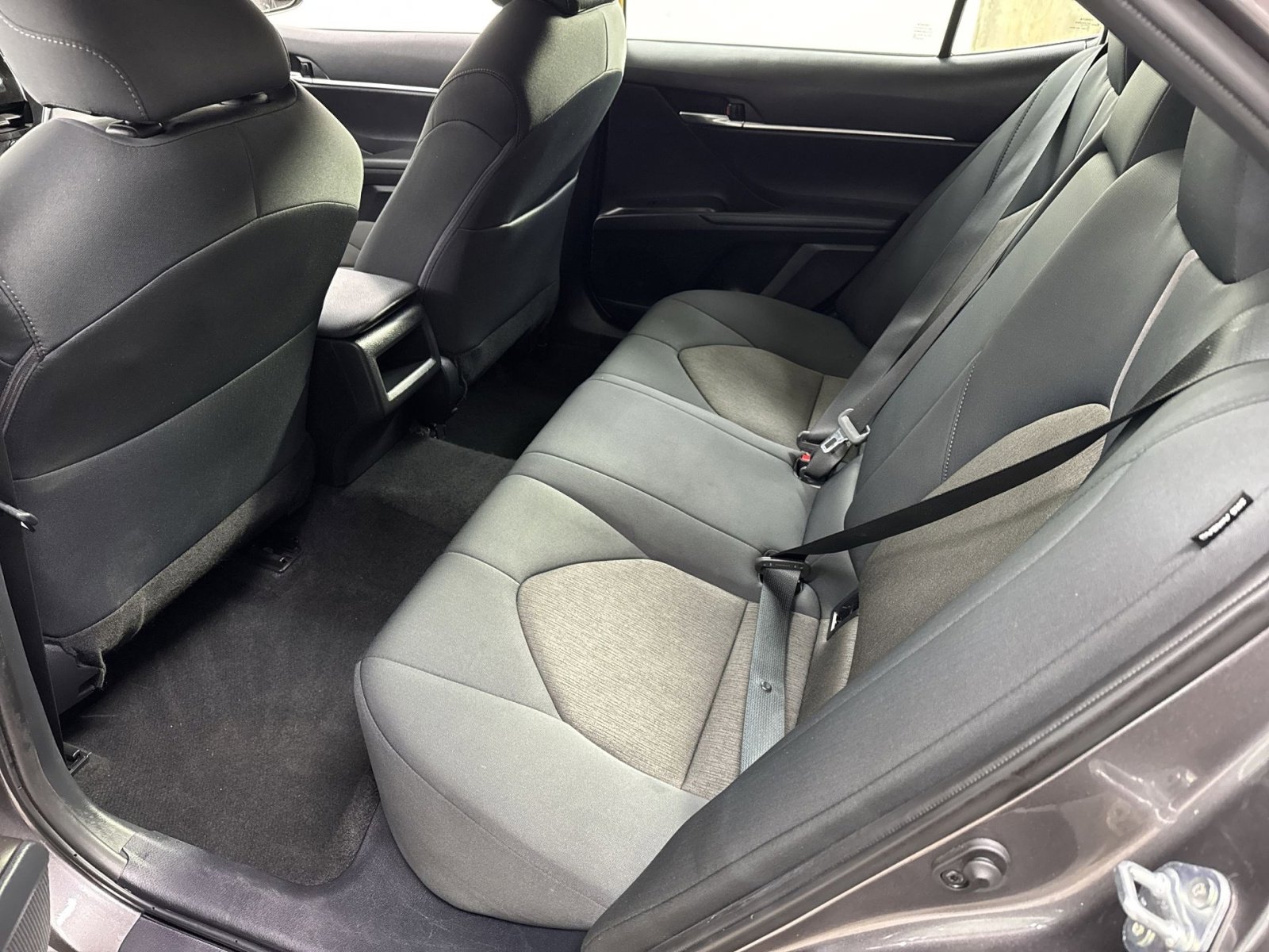 Used 2024 Toyota Camry LE image 28