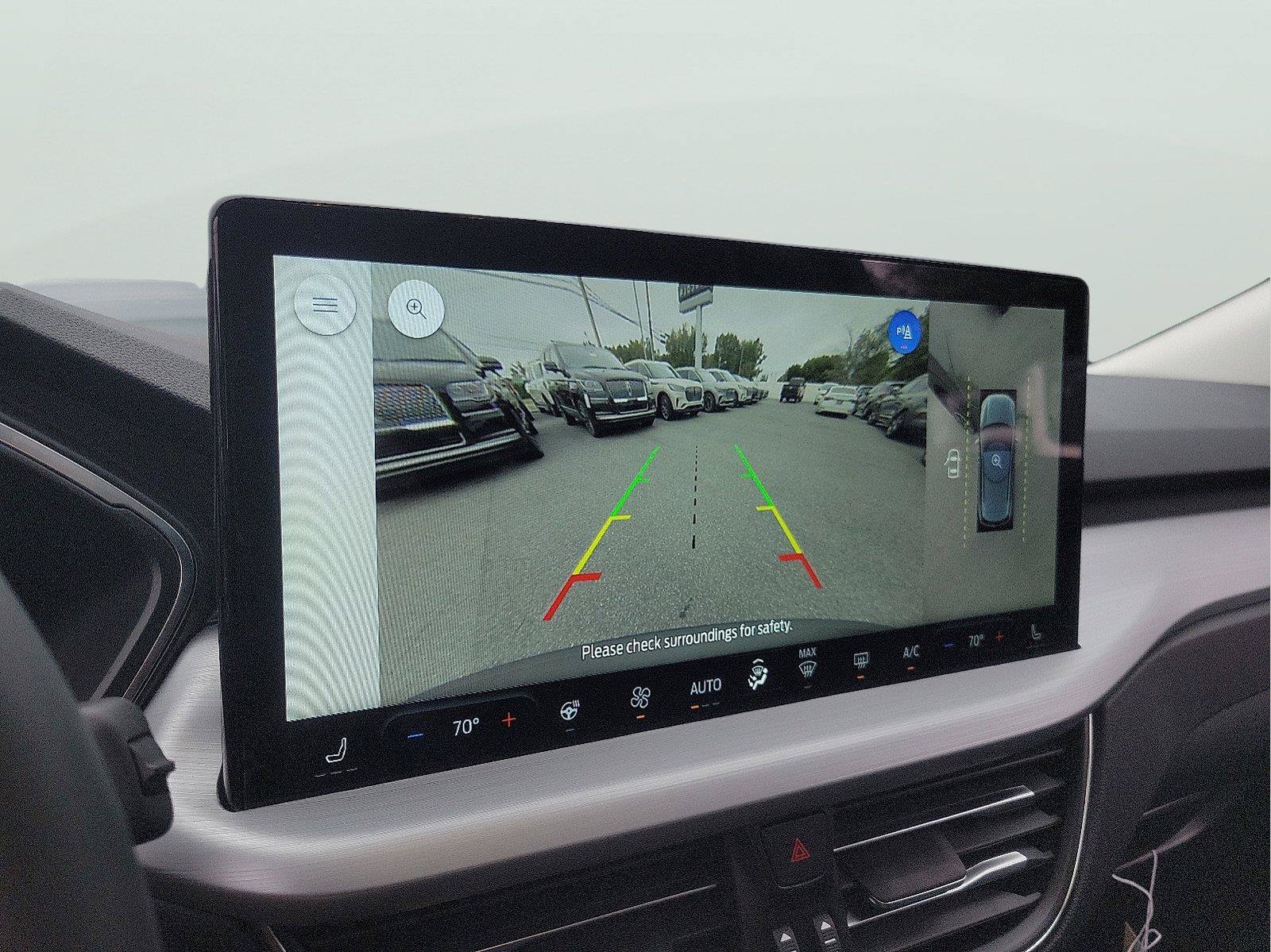 New 2024 Ford Escape SE w/ PHEV Premium Package FWD image 14