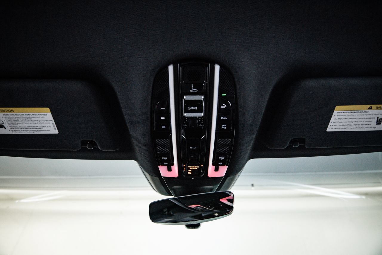 Certified 2023 Porsche Panamera image 20