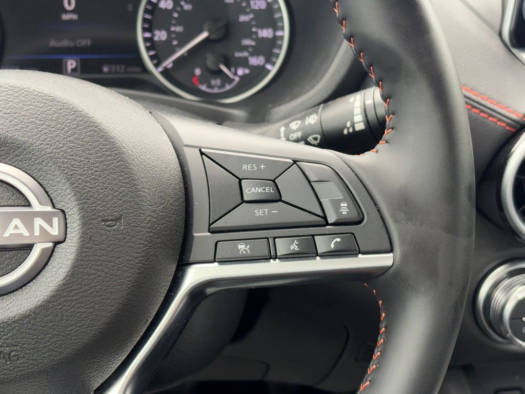 Used 2025 Nissan Sentra SR FWD image 13
