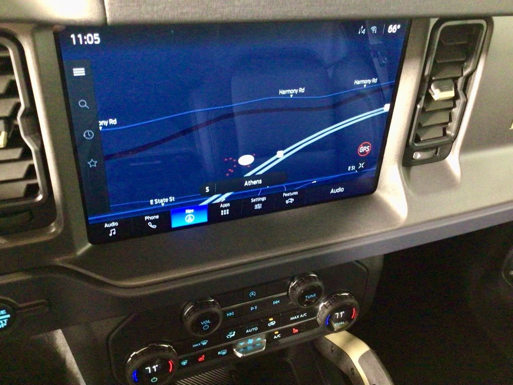 New 2025 Ford Bronco Badlands image 3