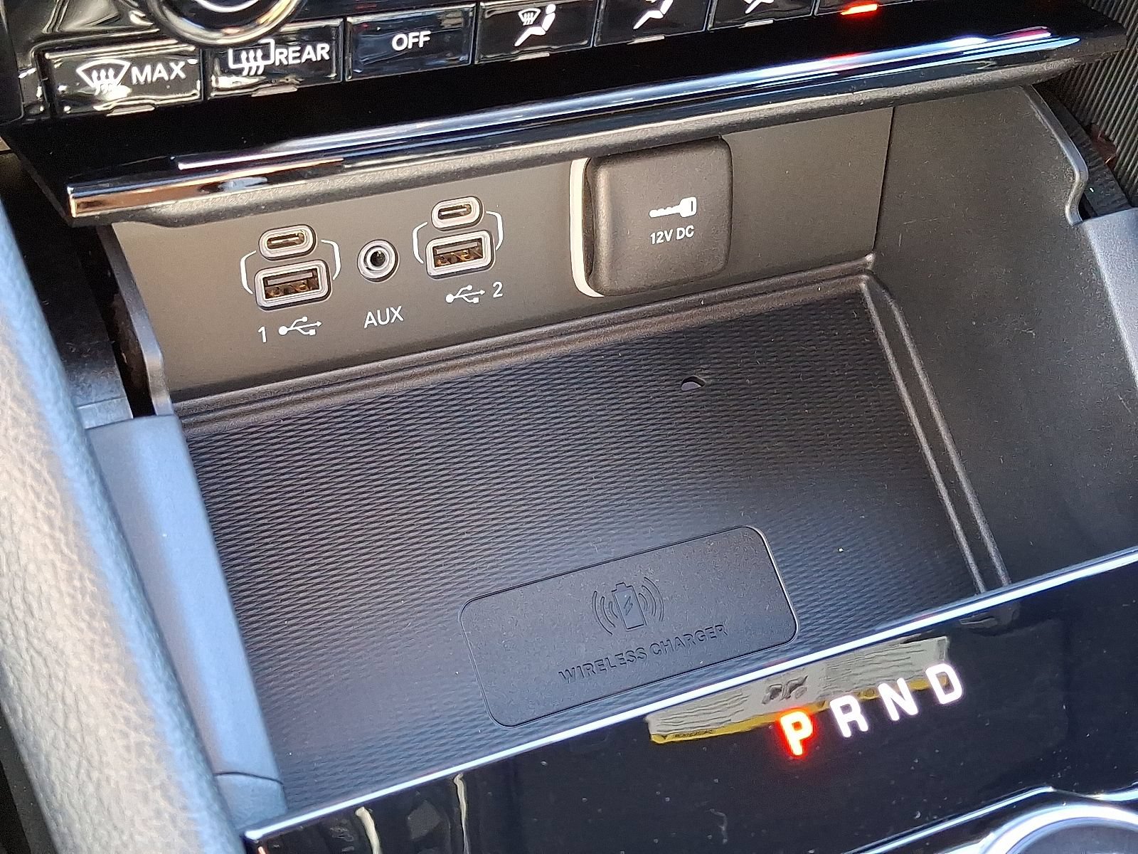 New 2025 Jeep Grand Cherokee Laredo w/ Luxury Tech Group I AWD/4WD image 10