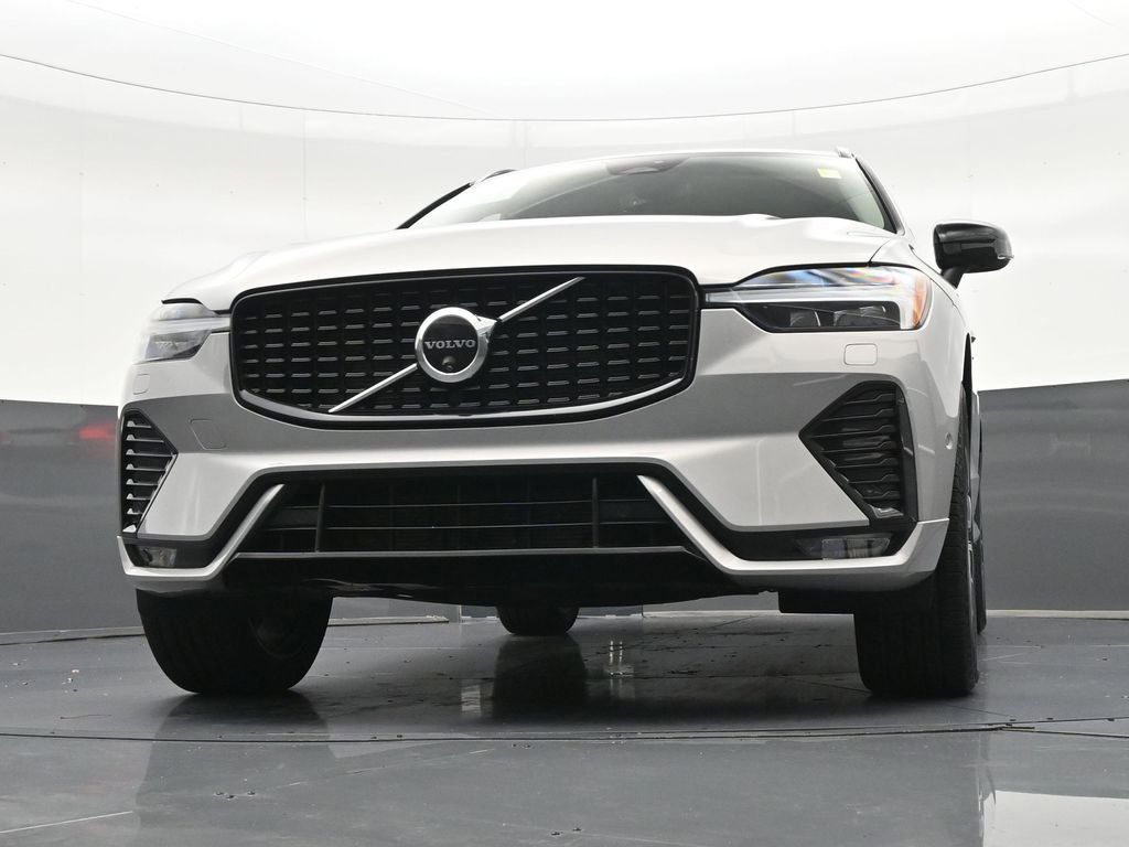 Used 2024 Volvo XC60 B5 Plus w/ Climate Package AWD/4WD image 36