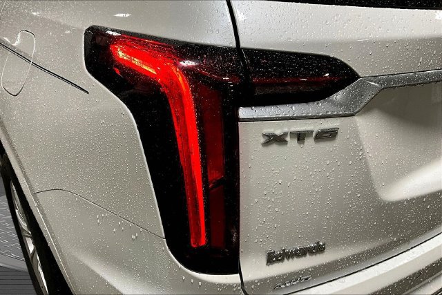 Certified 2023 Cadillac XT6 Luxury AWD/4WD image 23