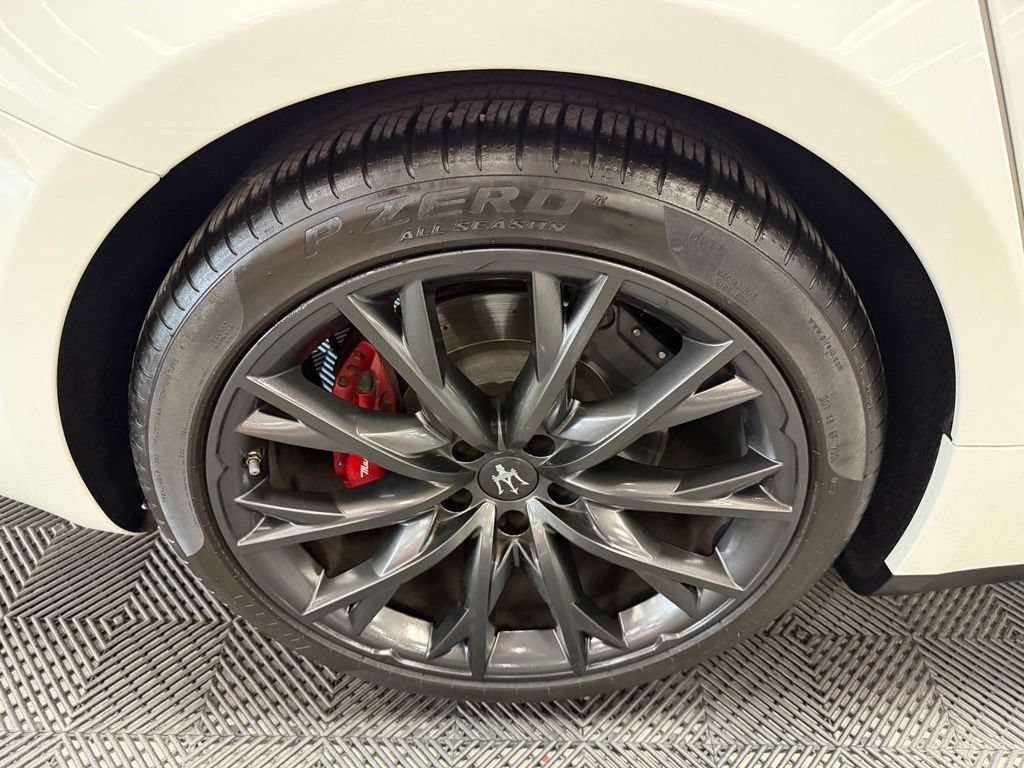 Used 2019 Maserati Ghibli S RWD image 19