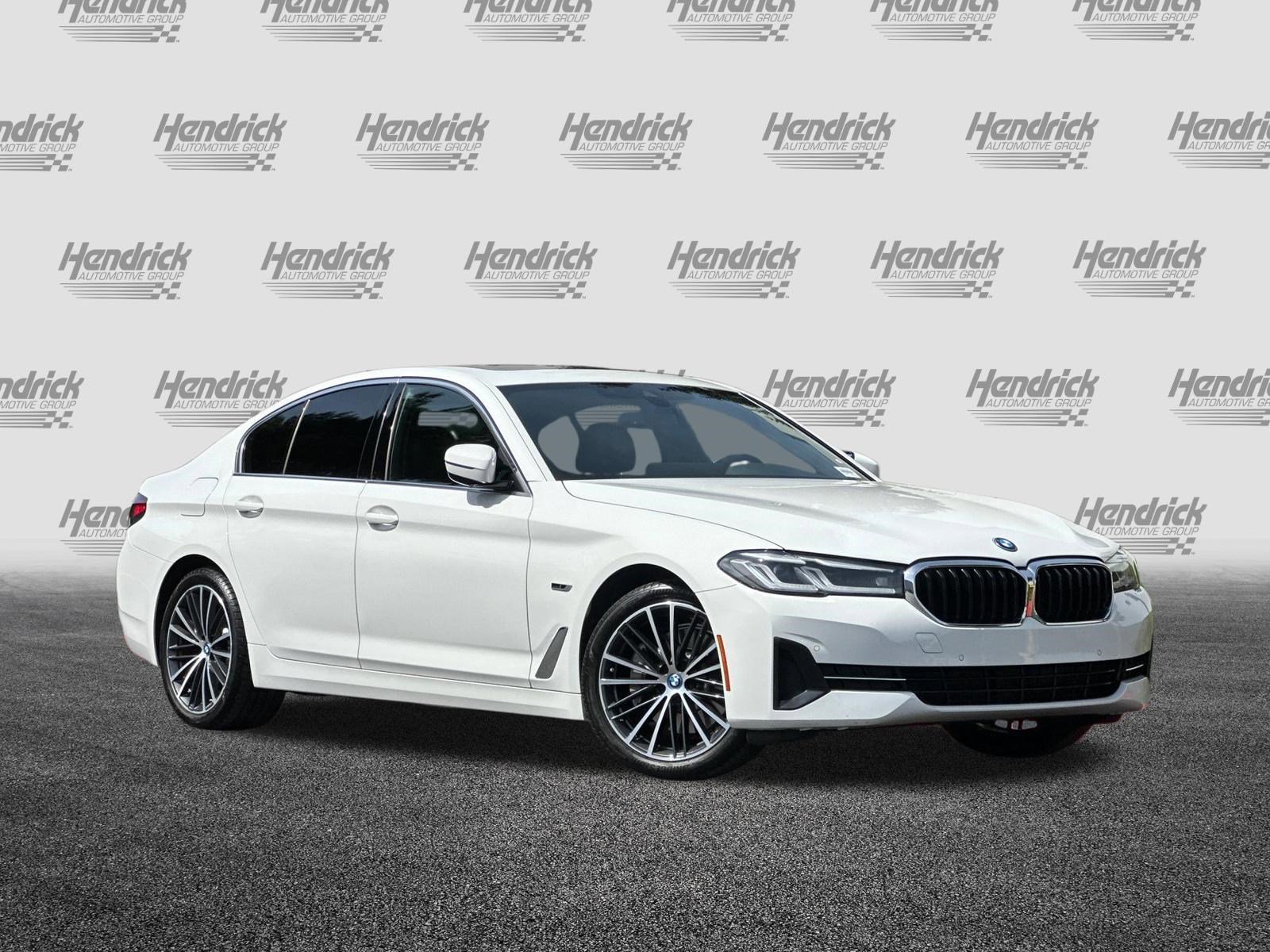 Certified 2023 BMW 530e w/ Convenience Package image 2