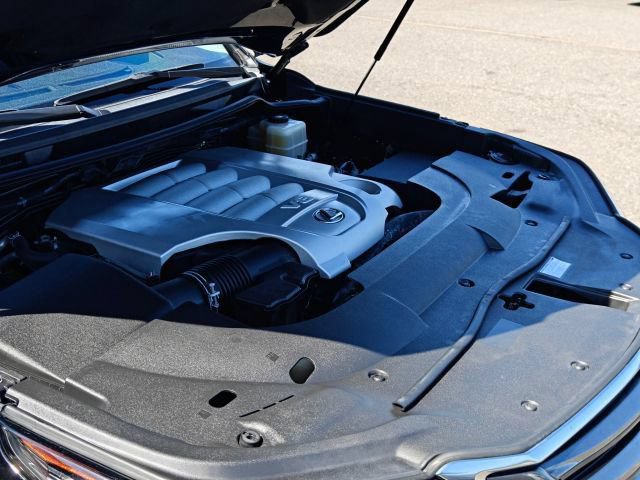 Used 2018 Lexus LX 570 4WD image 64