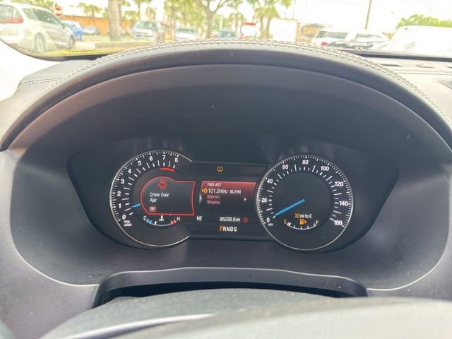 Used 2019 Ford Explorer Platinum image 27