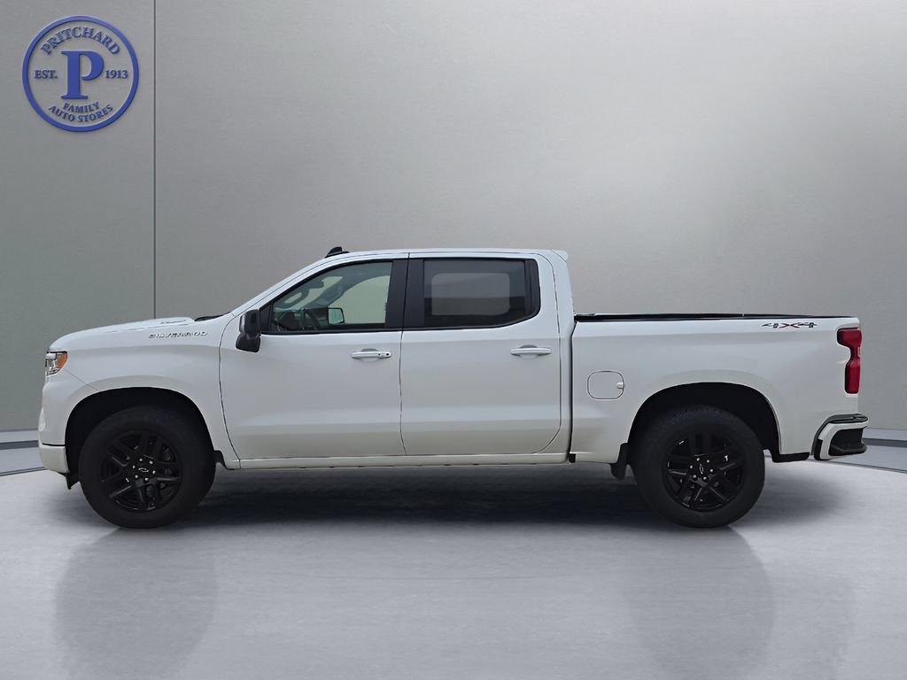 Used 2025 Chevrolet Silverado 1500 RST w/ Convenience Package II AWD/4WD image 4