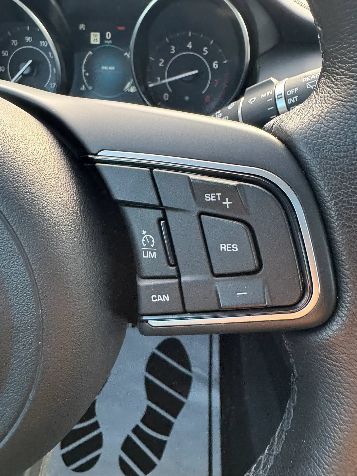 Used 2020 Jaguar E-PACE SE AWD/4WD image 58