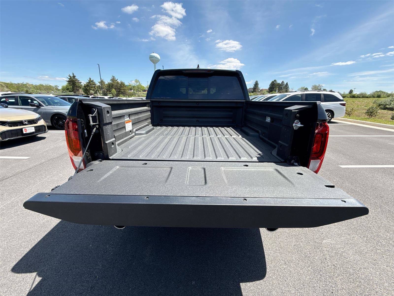 New 2026 Honda Ridgeline Black Edition image 18