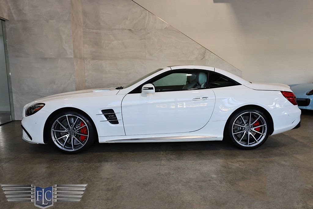 Used 2017 Mercedes-Benz SL 63 AMG image 3