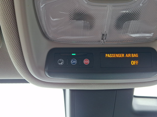 Used 2025 Buick Encore GX Avenir w/ Avenir Technology Package FWD image 26