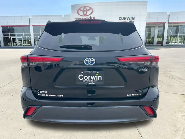 Used 2023 Toyota Highlander Limited AWD/4WD image 4