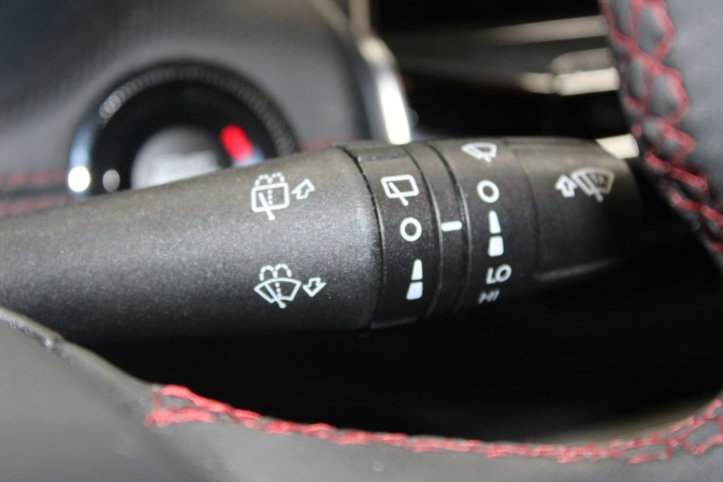 Used 2025 Jeep Compass Trailhawk image 22