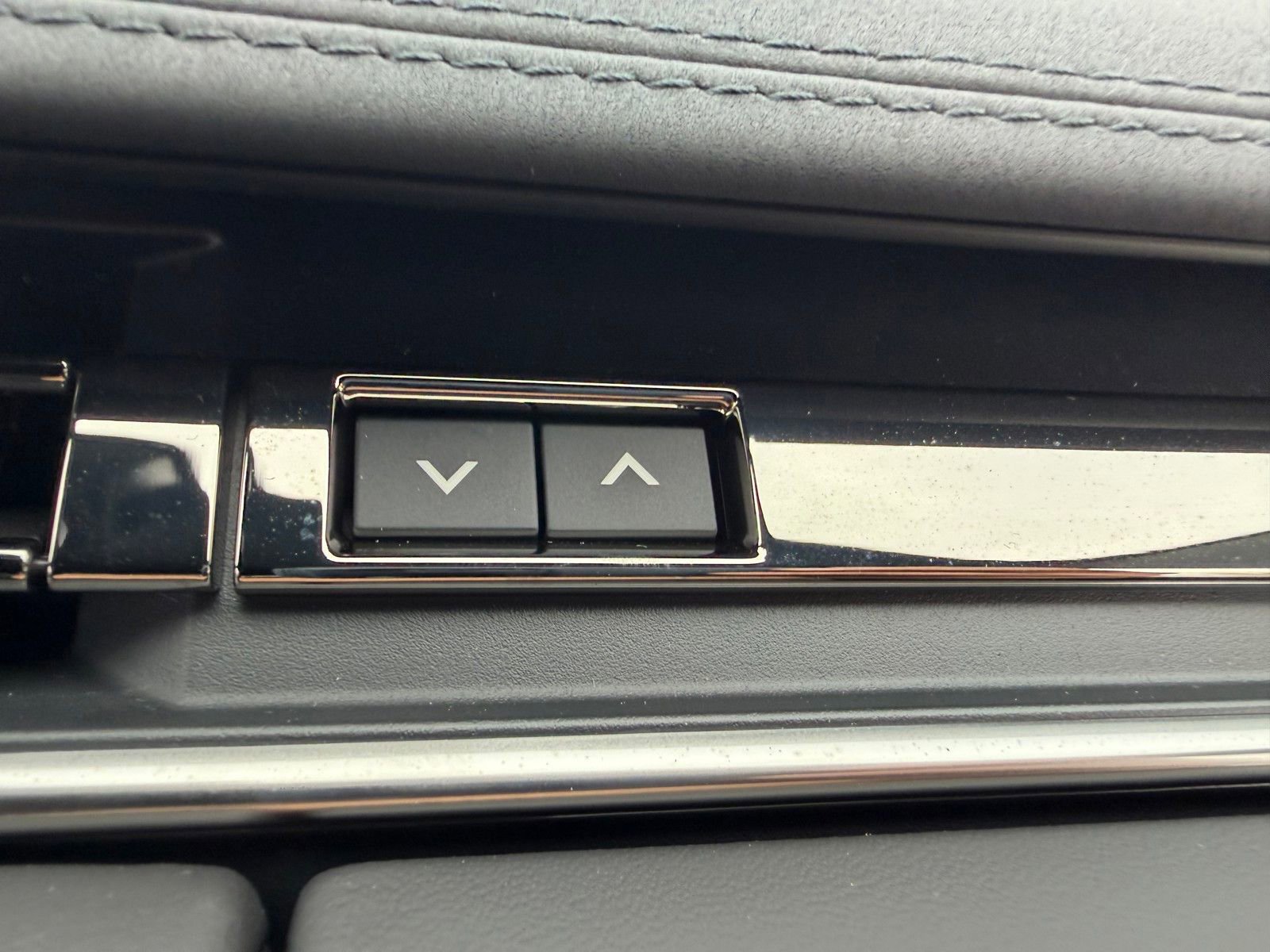 New 2026 Land Rover Range Rover Sport Dynamic SE image 21