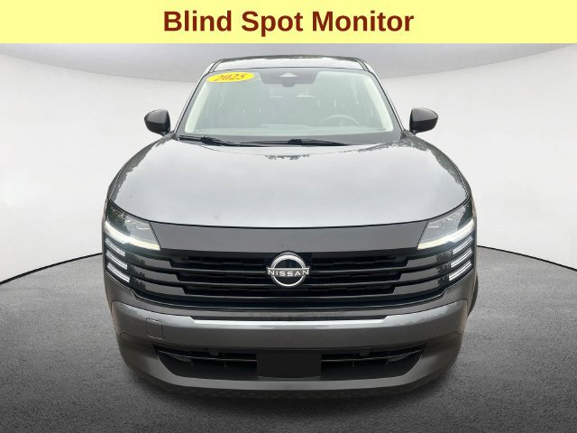 Used 2025 Nissan Kicks S FWD image 4
