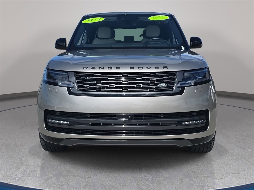 Certified 2024 Land Rover Range Rover Long Wheelbase SE image 2