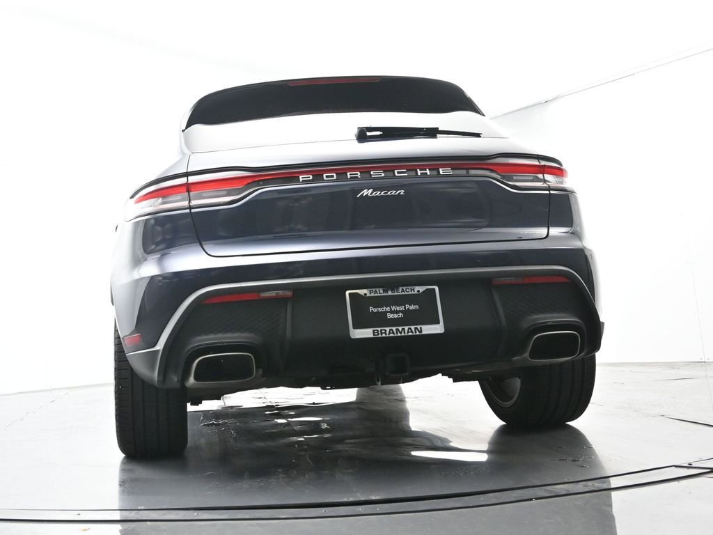 Certified 2023 Porsche Macan Turbo AWD/4WD image 47
