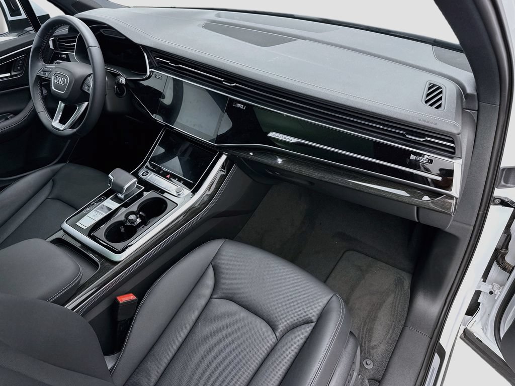 New 2026 Audi Q7 3.0T Premium Plus AWD/4WD image 16