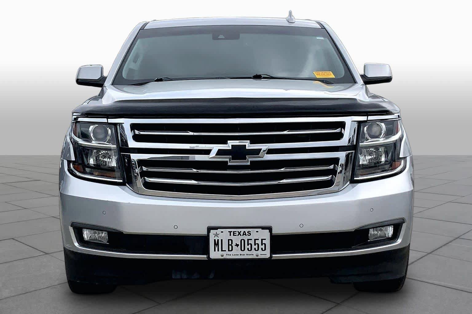 Used 2015 Chevrolet Suburban LT w/ Luxury Package RWD image 4