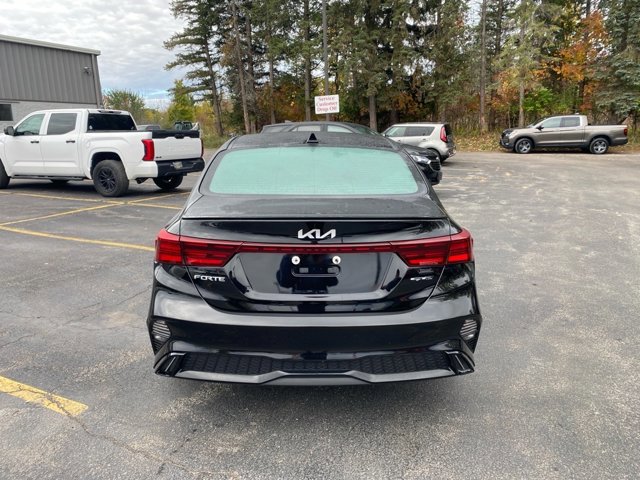 Certified 2023 Kia Forte GT-Line image 7