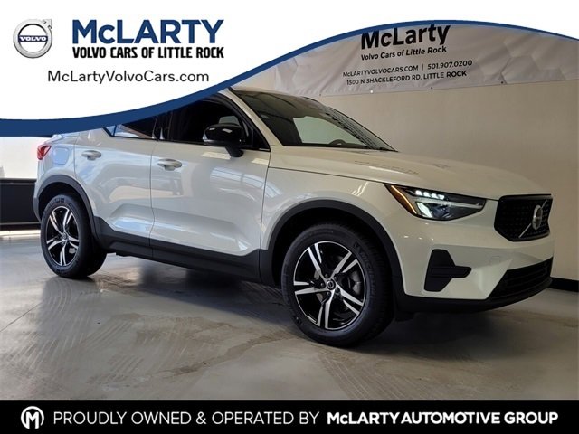 Certified 2026 Volvo XC40 B5 Core w/ Climate Package