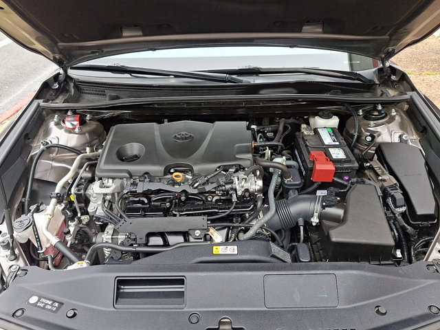 Used 2022 Toyota Camry SE w/ Carpet Mat Package (TMS) FWD image 27