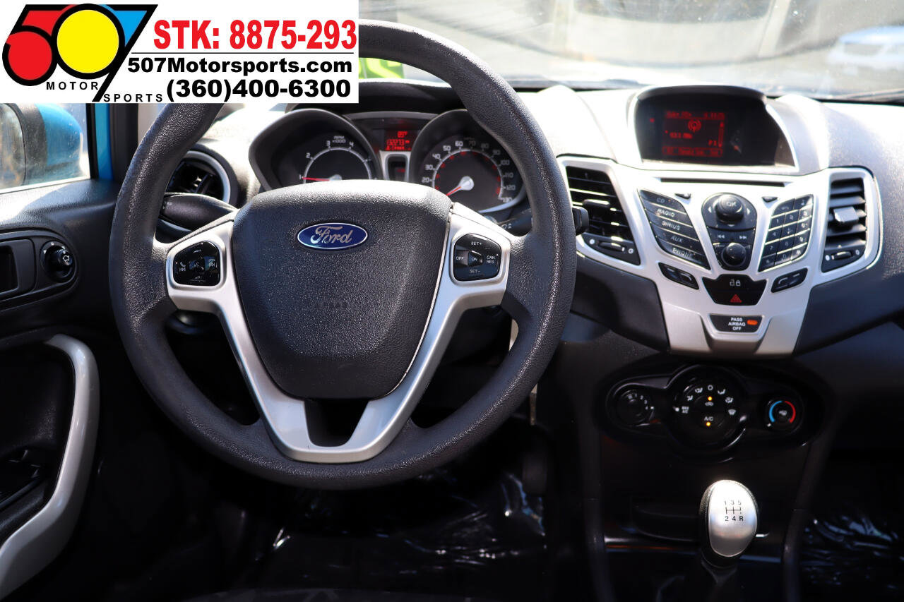 Used 2013 Ford Fiesta SE image 15