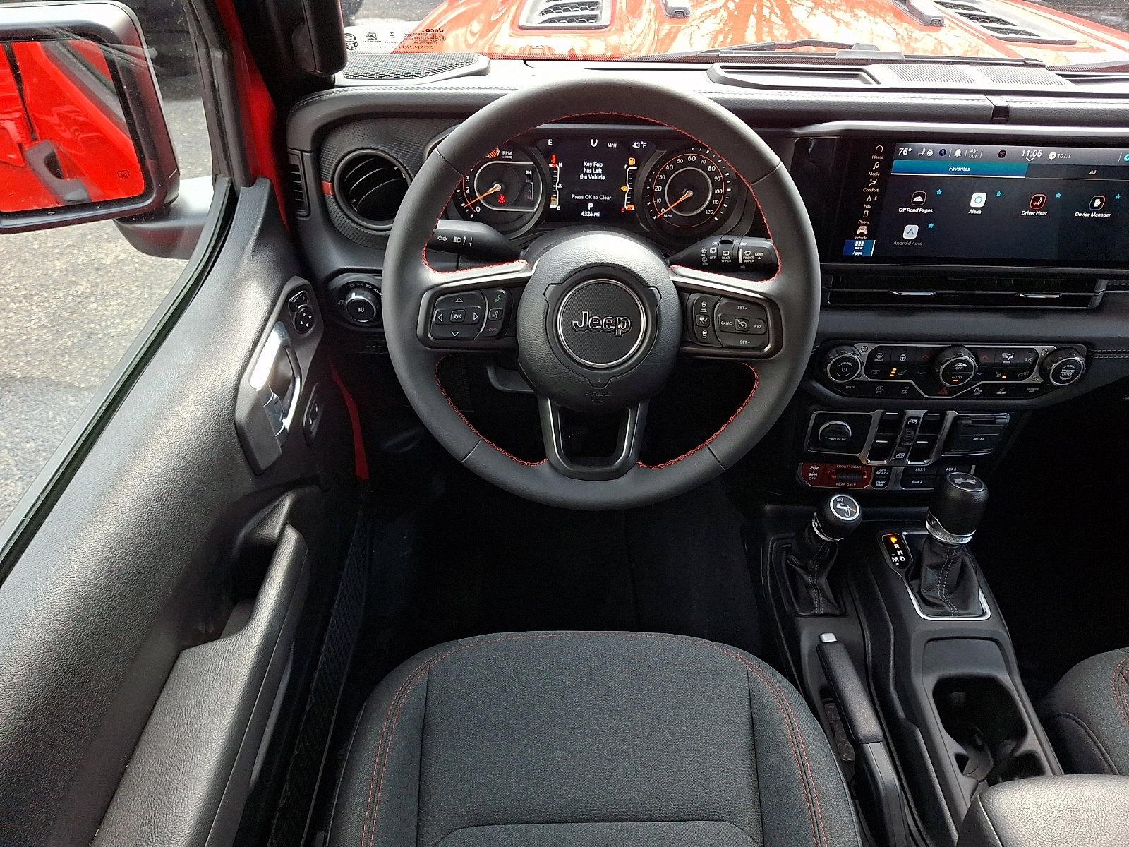 Used 2024 Jeep Wrangler Unlimited Rubicon w/ XTREMEE 35" Tire Package image 11