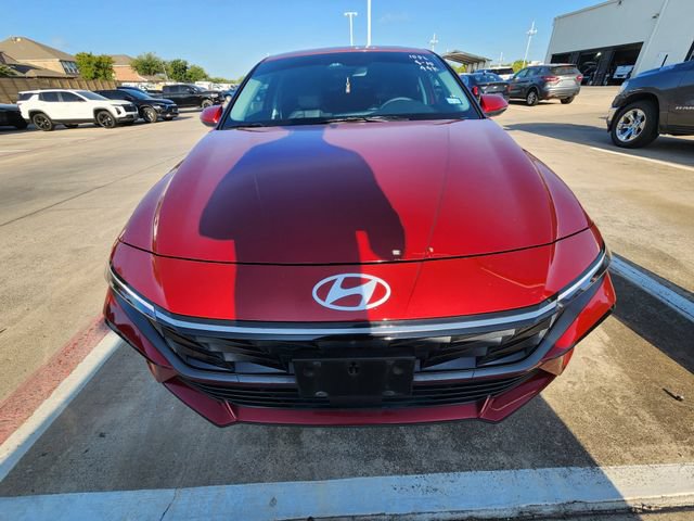 Used 2024 Hyundai Elantra Limited FWD video 2