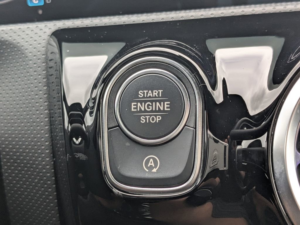Certified 2025 Mercedes-Benz CLA 250 image 25