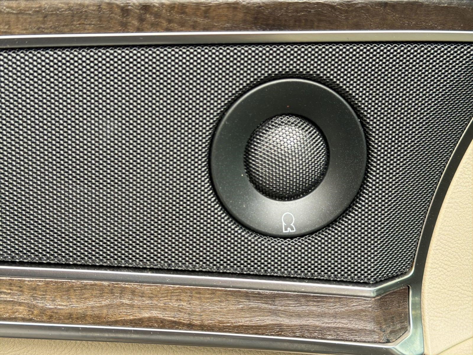 Used 2020 Lincoln Nautilus Reserve image 22