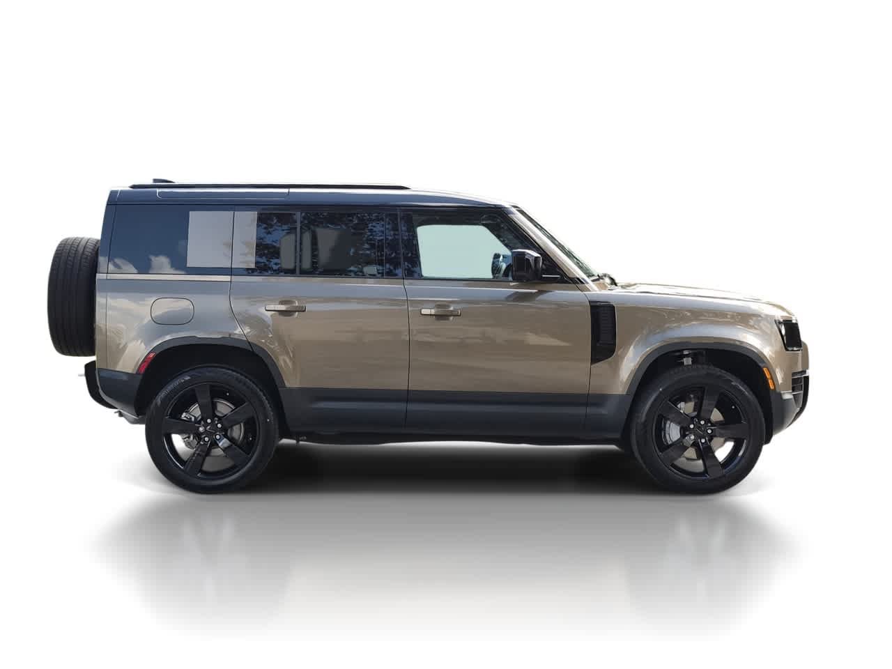 New 2026 Land Rover Defender 110 S AWD/4WD image 9