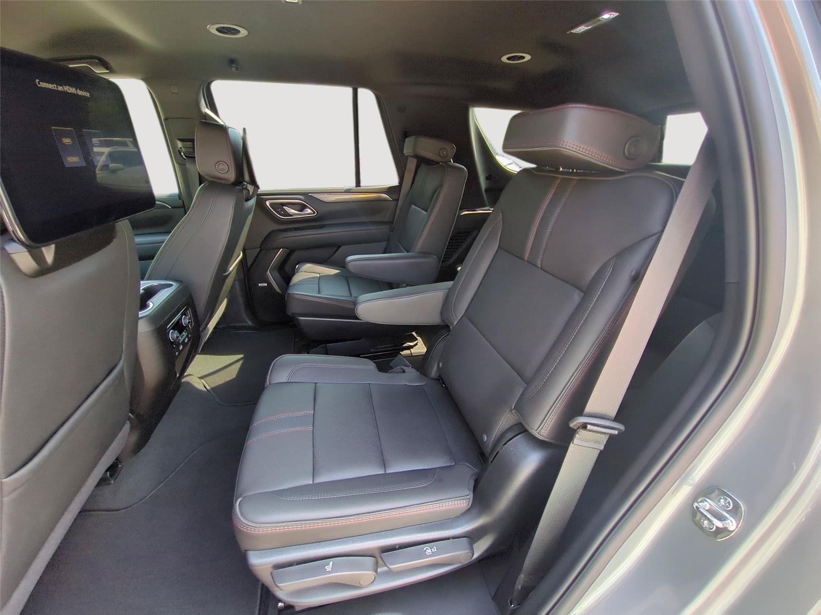 Used 2024 Chevrolet Tahoe RST w/ Luxury Package AWD/4WD image 29