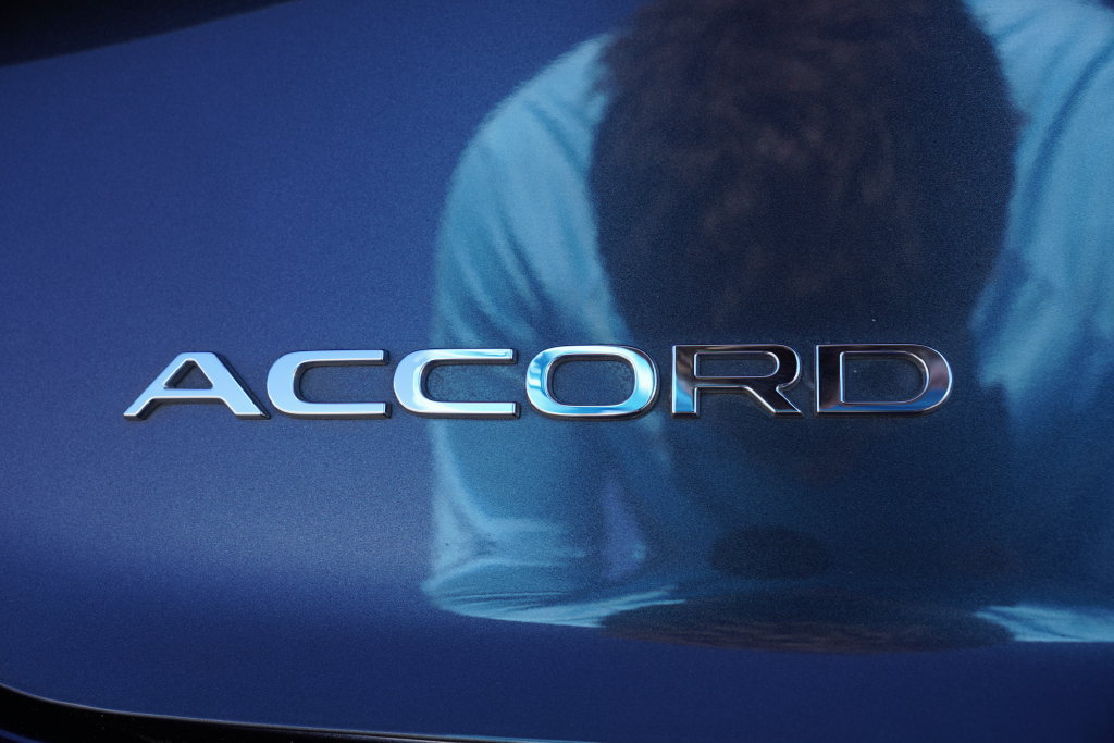 Used 2024 Honda Accord Touring image 13