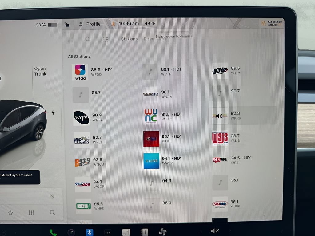 Used 2023 Tesla Model Y Long Range image 18