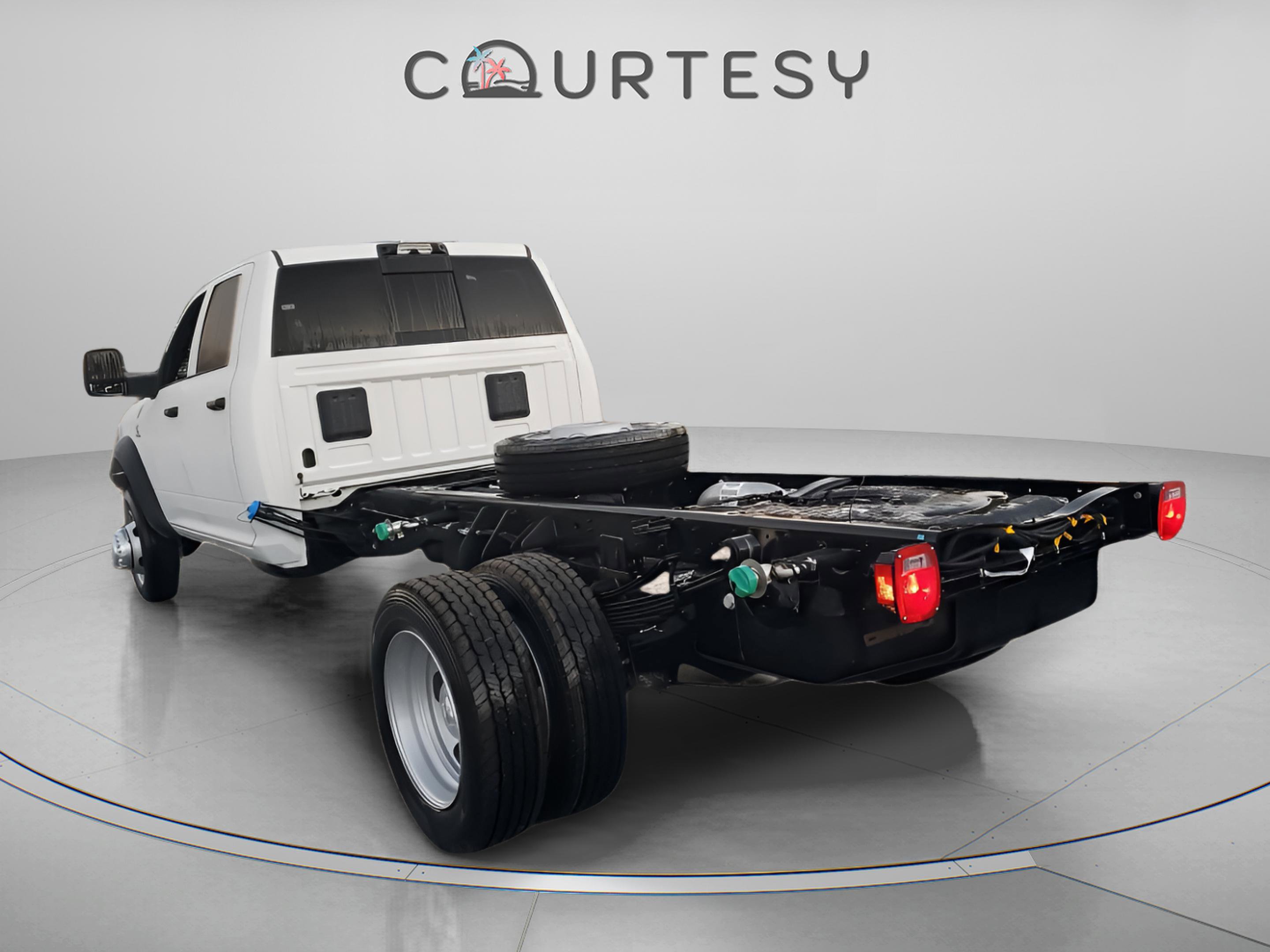 New 2025 RAM 4500 Tradesman image 3