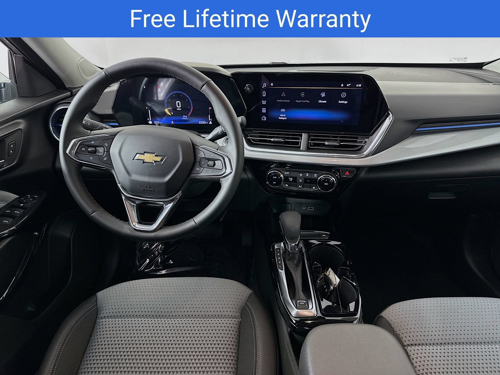 New 2025 Chevrolet Trax LT w/ Driver Confidence Package FWD image 22