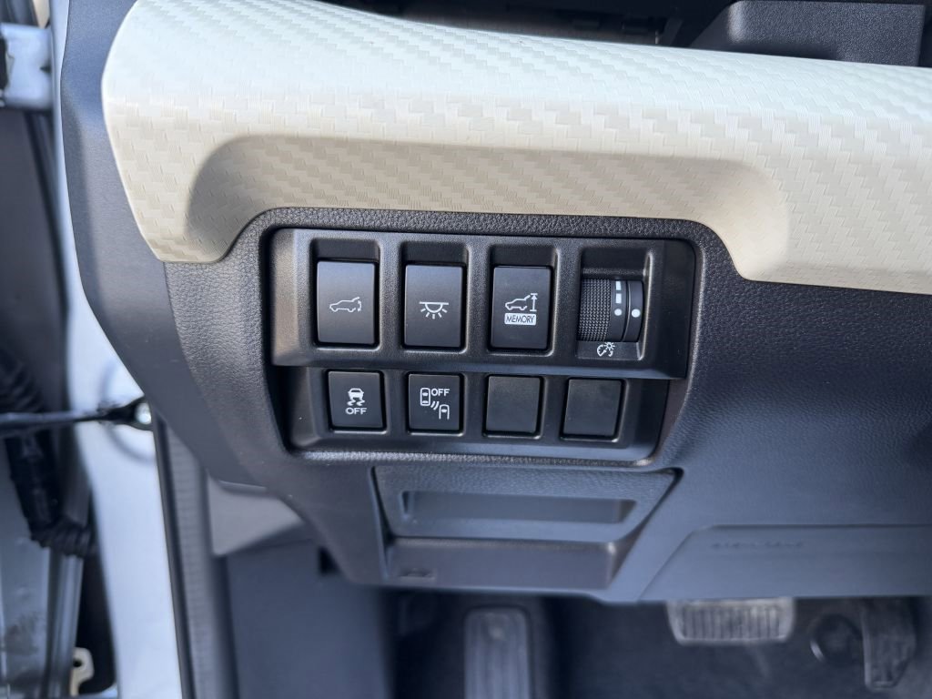 Used 2022 Subaru Ascent Premium w/ Convenience Package image 14