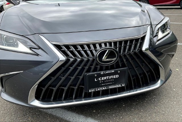 Certified 2024 Lexus ES 350 w/ Premium Package FWD image 32