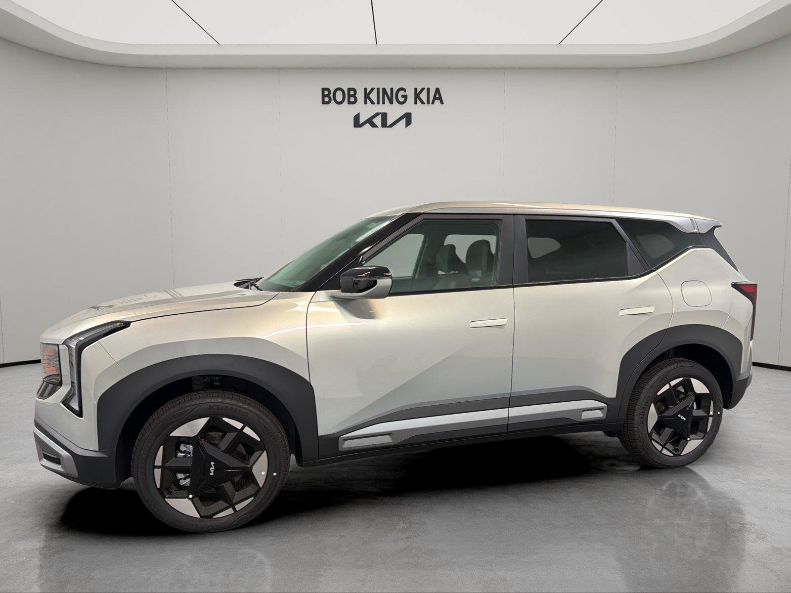 New 2027 Kia Seltos S AWD/4WD image 2