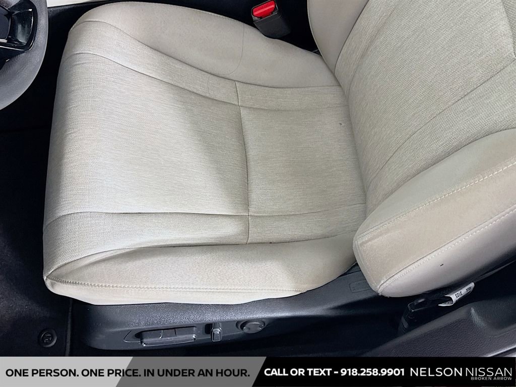 Used 2023 Honda Accord EX image 18