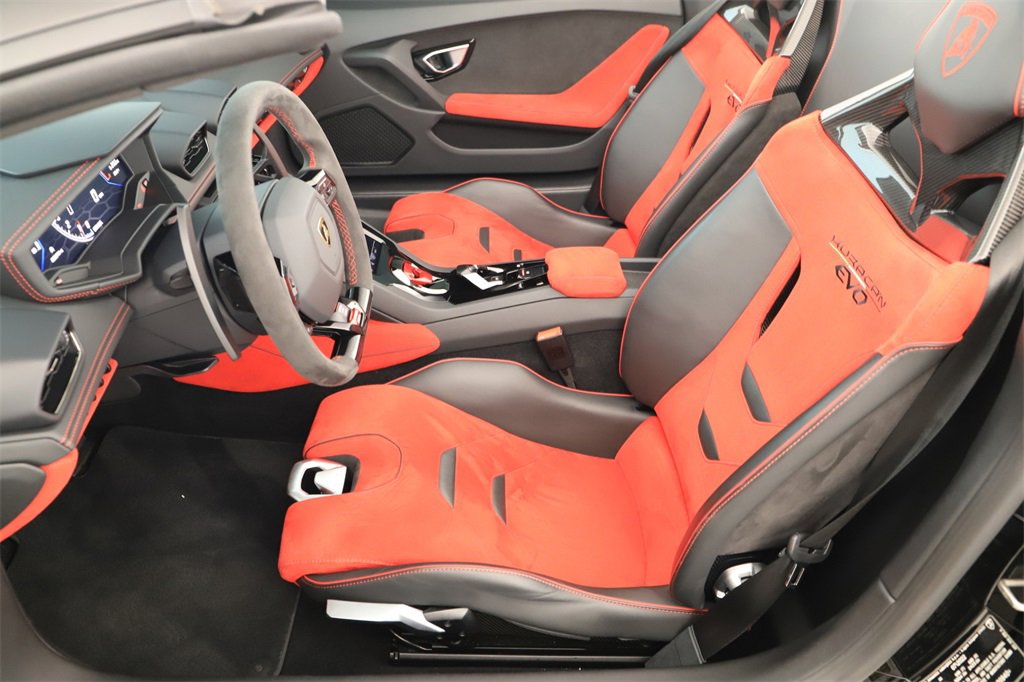 Used 2022 Lamborghini Huracan EVO image 20