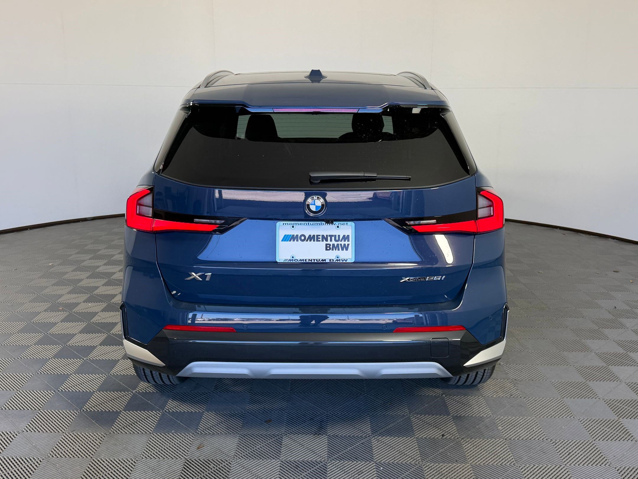 Used 2026 BMW X1 xDrive28i w/ Technology Package AWD/4WD image 10