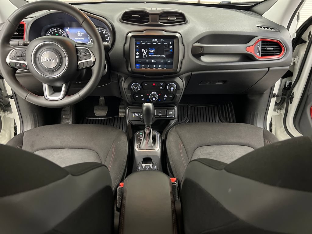Used 2023 Jeep Renegade Trailhawk AWD/4WD image 40