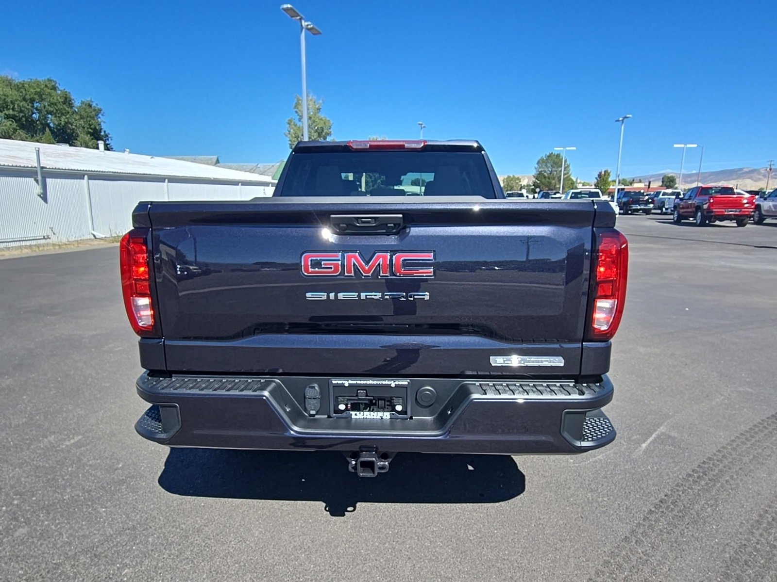 New 2026 GMC Sierra 1500 Elevation image 4